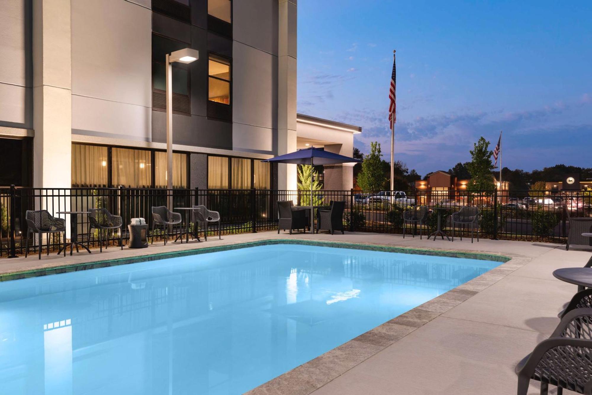 Hampton Inn Старквилл Экстерьер фото